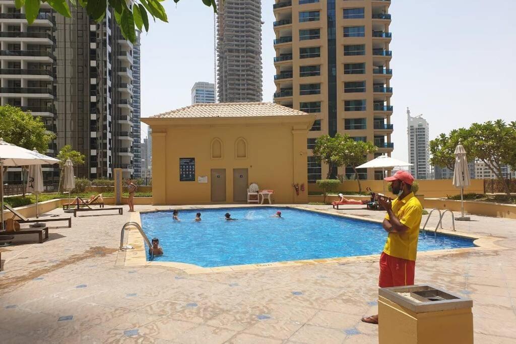 Beautiful Apartment With Amazing Sea Views Дубай Екстериор снимка
