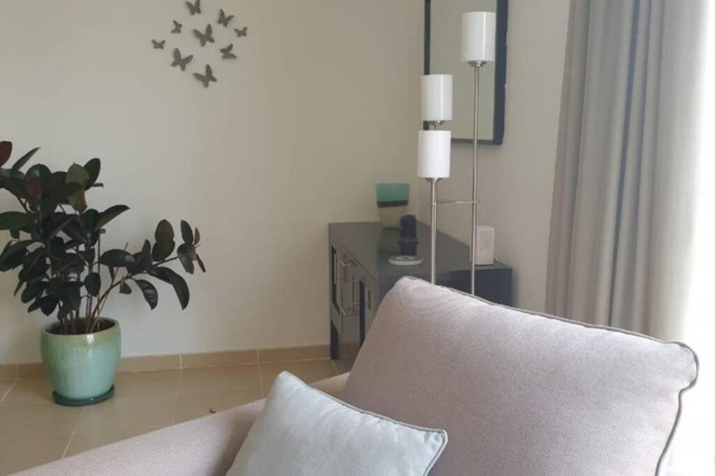 Beautiful Apartment With Amazing Sea Views Дубай Екстериор снимка